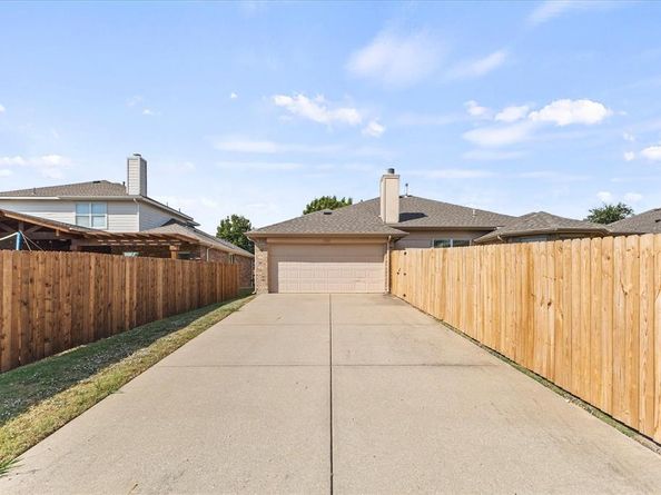 1142  Hidden Lakes Way Way , Rockwall Texas 75087