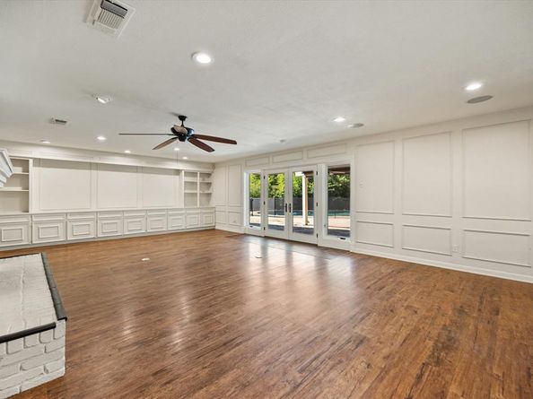 5116  Hidden Oaks Lane , Arlington Texas 76017