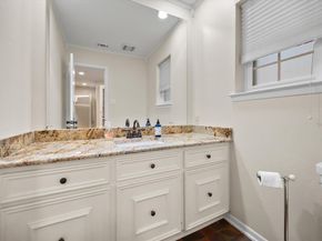 5116  Hidden Oaks Lane , Arlington Texas 76017