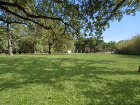 5116  Hidden Oaks Lane , Arlington Texas 76017
