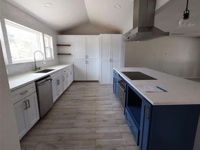 1253  Willow Glen Drive , Dallas Texas 75232