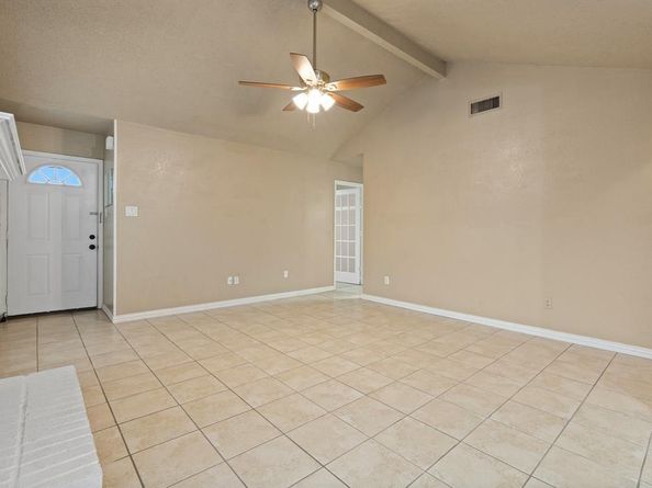 5123  Trail Dust Lane , Arlington Texas 76017