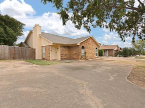5123  Trail Dust Lane , Arlington Texas 76017