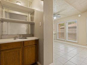 5123  Trail Dust Lane , Arlington Texas 76017