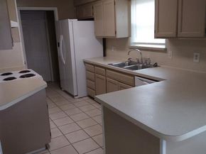 5123  Trail Dust Lane , Arlington Texas 76017