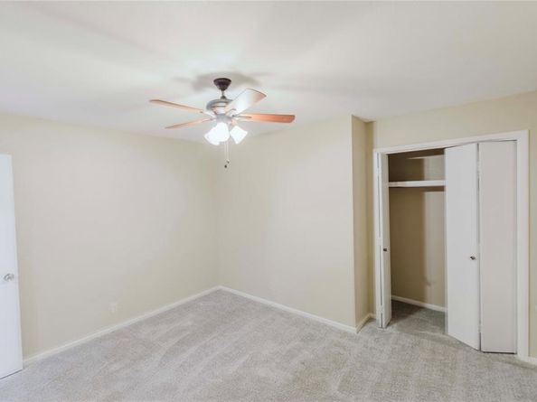 1710  Kingsborough Drive , Arlington Texas 76015