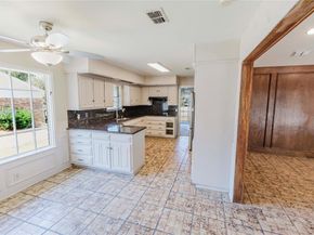 1710  Kingsborough Drive , Arlington Texas 76015