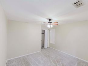 1710  Kingsborough Drive , Arlington Texas 76015