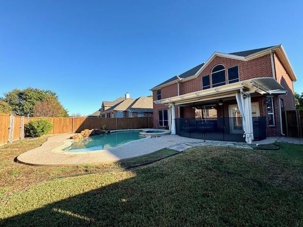 7067  Alcala  , Grand Prairie Texas 75054