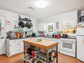 6220  Walnut Drive , Fort Worth Texas 76114