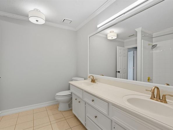 6813  Savannah Lane , Fort Worth Texas 76132