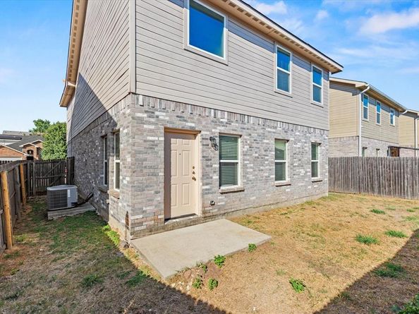 9930  Ironhorse Drive , Dallas Texas 75227