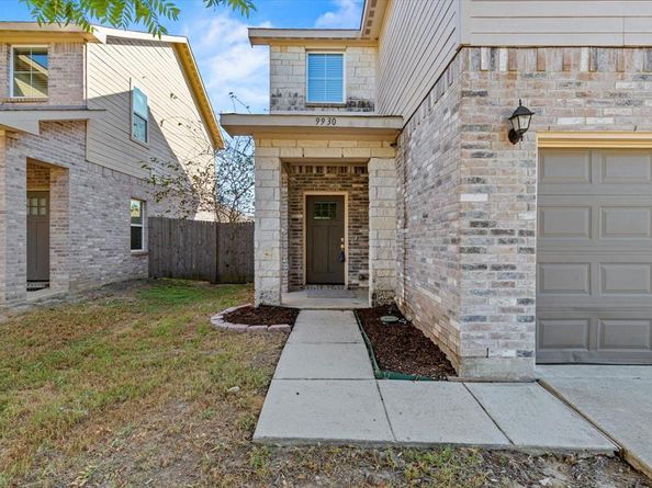 9930  Ironhorse Drive , Dallas Texas 75227