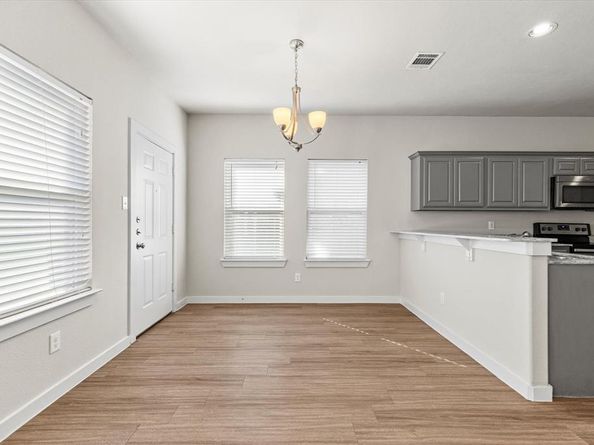 9930  Ironhorse Drive , Dallas Texas 75227