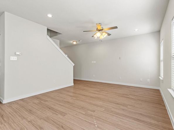 9930  Ironhorse Drive , Dallas Texas 75227