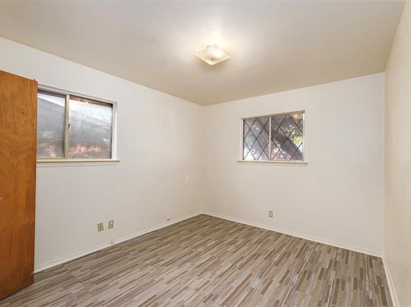 4557  Dee Lane , Haltom City Texas 76117