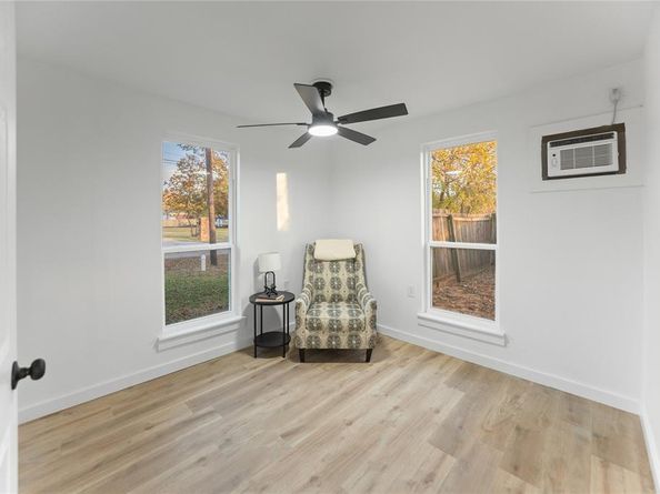 506  Caddell Street , Aubrey Texas 76227