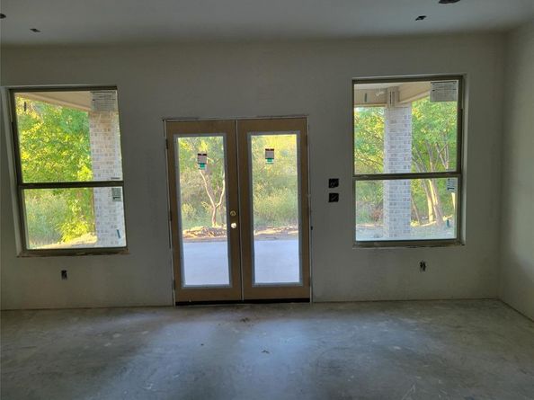 8319  Deep Green Drive , Dallas Texas 75249