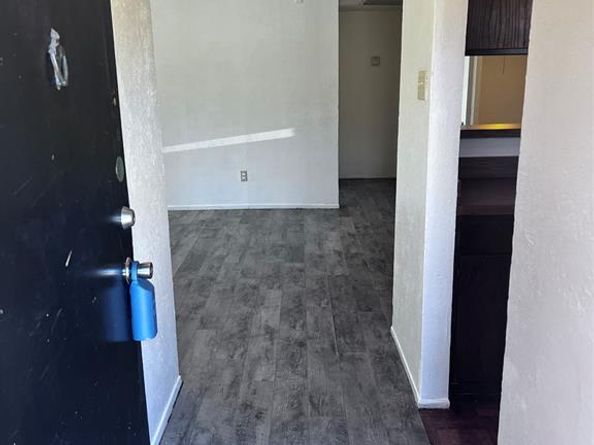 8110  Skillman Street  2030, Dallas Texas 75231