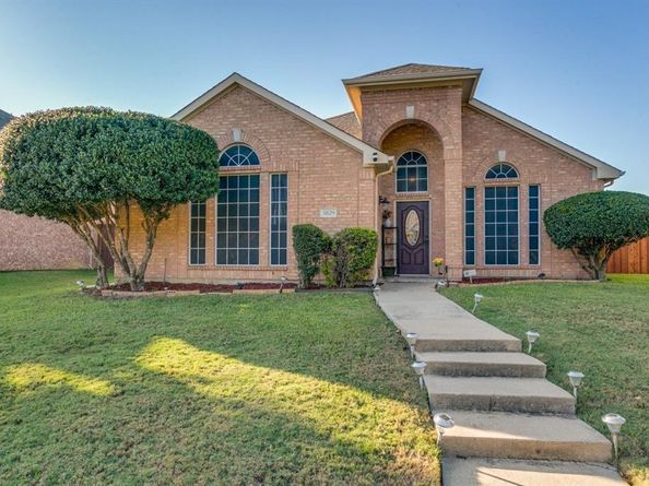 3829  Harrison Drive , Carrollton Texas 75010
