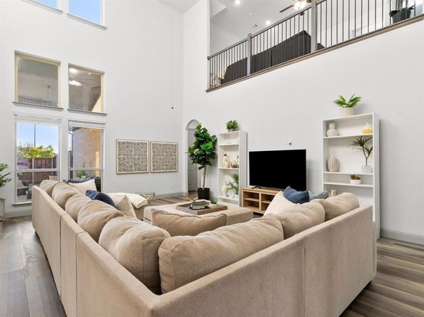 12959  Averi Lane , Farmers Branch Texas 75234