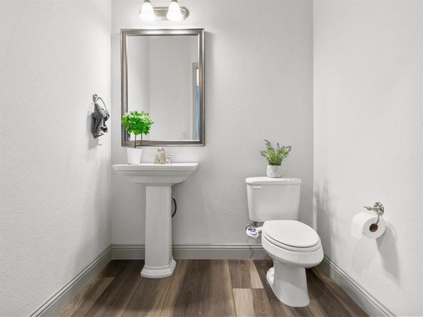 12959  Averi Lane , Farmers Branch Texas 75234