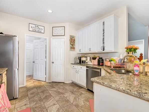 810  Saint Andrews Court , Garland Texas 75043