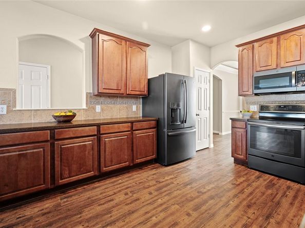 3913  Long Hollow Road , Fort Worth Texas 76262