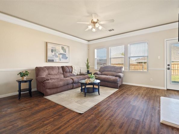 3913  Long Hollow Road , Fort Worth Texas 76262