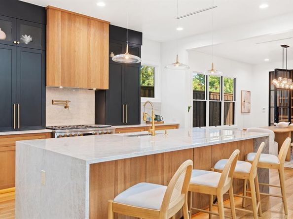 3884  Cortez Drive , Dallas Texas 75220