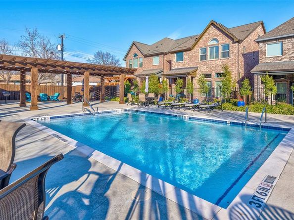 8643  Thorbrush Place , Dallas Texas 75238