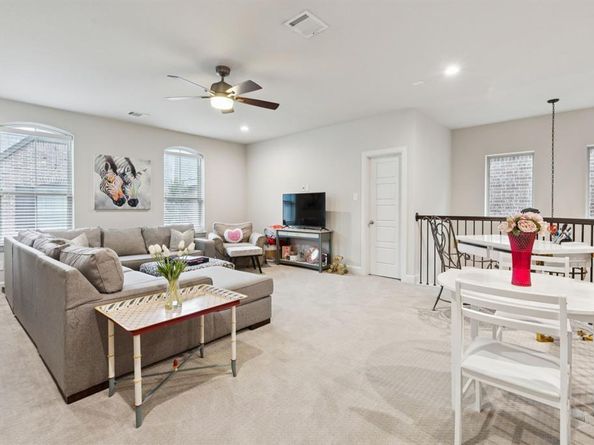 8643  Thorbrush Place , Dallas Texas 75238