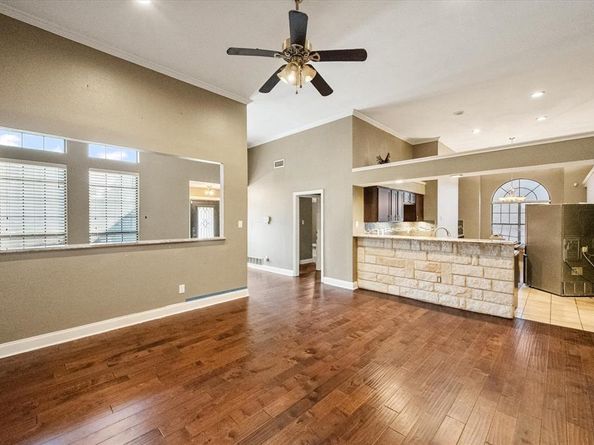 602  Aviary Drive , DeSoto Texas 75115