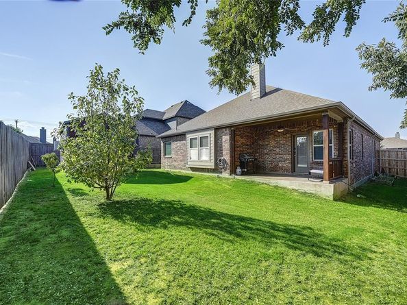 106  Martingale Trail , Oak Point Texas 75068