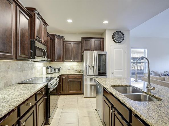 106  Martingale Trail , Oak Point Texas 75068