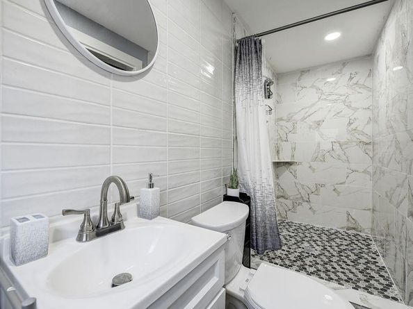 106  Martingale Trail , Oak Point Texas 75068