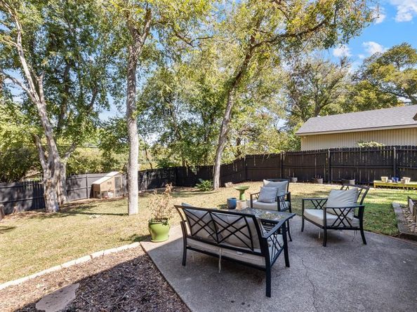 2029  Ebbtide Lane , Dallas Texas 75224