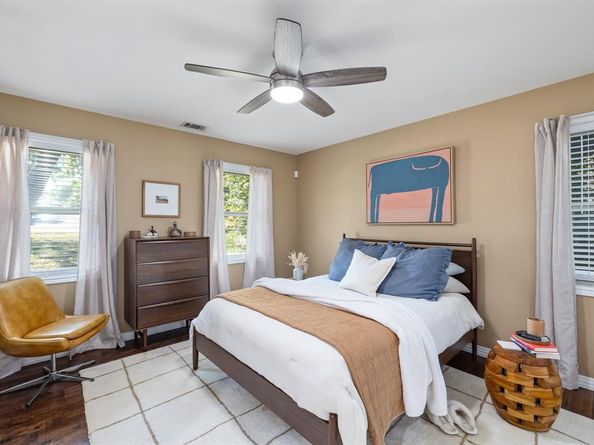 2029  Ebbtide Lane , Dallas Texas 75224