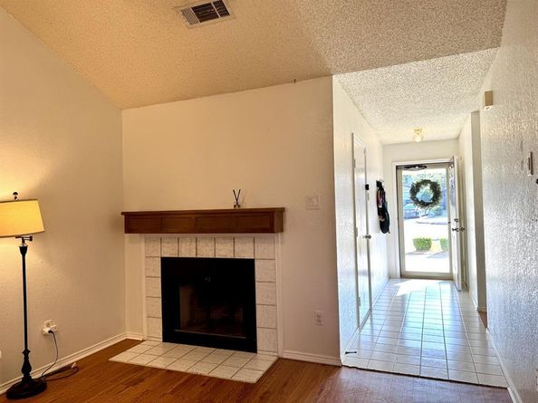 2308  Sundrop Court , Fort Worth Texas 76108