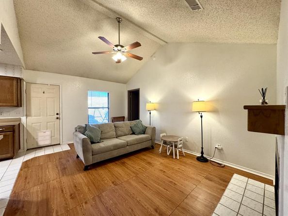 2308  Sundrop Court , Fort Worth Texas 76108