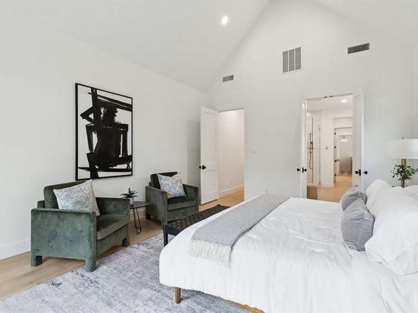 2026  Euclid Avenue , Dallas Texas 75206