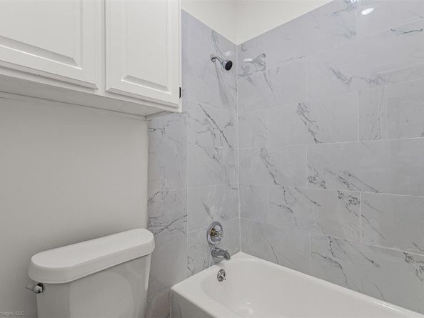 6318  Richmond Avenue  4203, Dallas Texas 75214