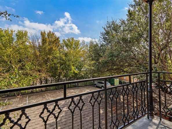 6318  Richmond Avenue  4203, Dallas Texas 75214