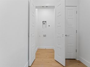 2513  Crossman Avenue , Dallas Texas 75212