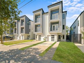 2513  Crossman Avenue , Dallas Texas 75212