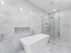 2513  Crossman Avenue , Dallas Texas 75212