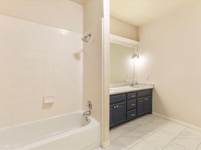 164  Stoneleigh Drive , Heath Texas 75032