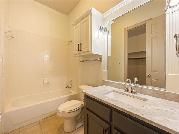 164  Stoneleigh Drive , Heath Texas 75032