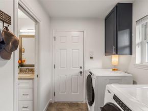 5611  Hillcroft Street , Dallas Texas 75227