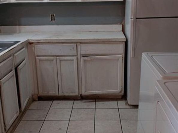 3240  Lombardy Lane  102, Dallas Texas 75220